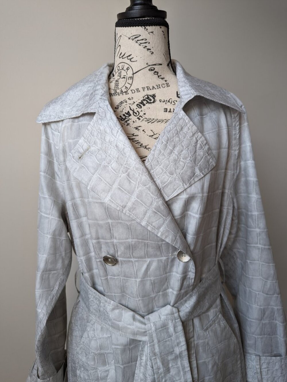 Vintage Long Belted Trench Coat Croc Ivory Duster Lightweight Size EU 38 US M
